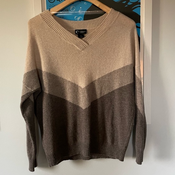C by Bloomingdale’s Sweaters - C by Bloomingdale’s Color-Block V-Neck Cashmere Sweater - 100% Exclusive